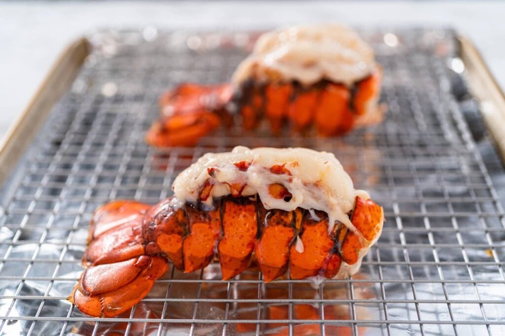 broiling lobster tails