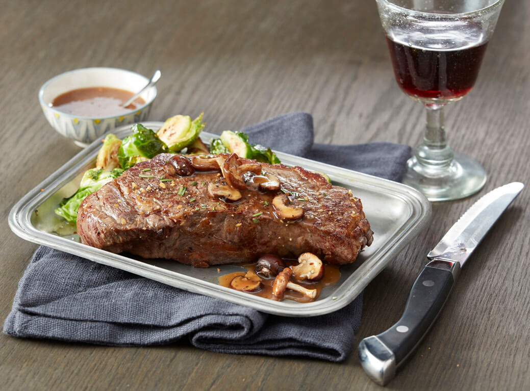 Filet Mignon with Mushroom Wine Sauce Recipe
