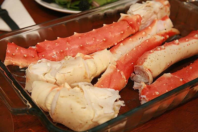How to Bake Crab Legs