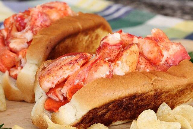 This Lobster Roll Recipe Will Make You Feel Like a True Maine-iac