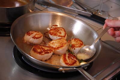 Best Oil to Use for Pan-Seared Scallops