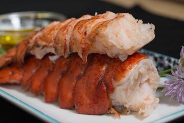 2 (5/6oz) Cold Water Lobster Tails & 8 (4oz) Burgers