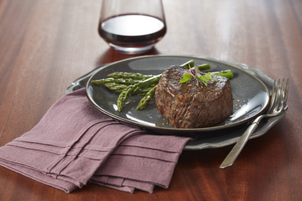 filet_plated_2 Filet mignon with wine