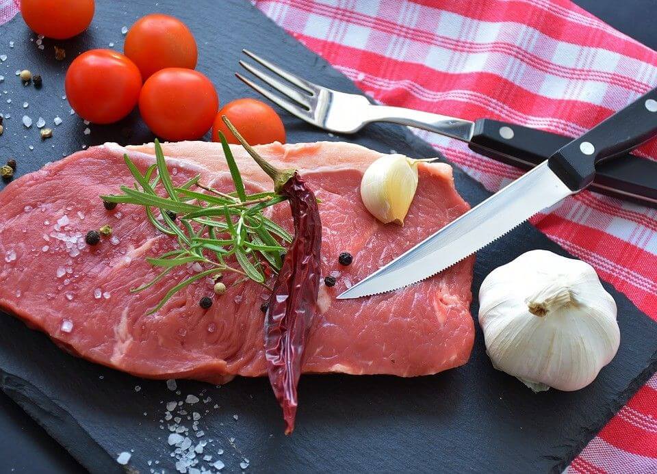 Pan Top Sirloin Steak with Herb Veggies