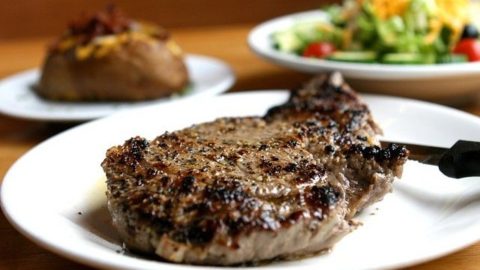 slow cooked steak with crock pot