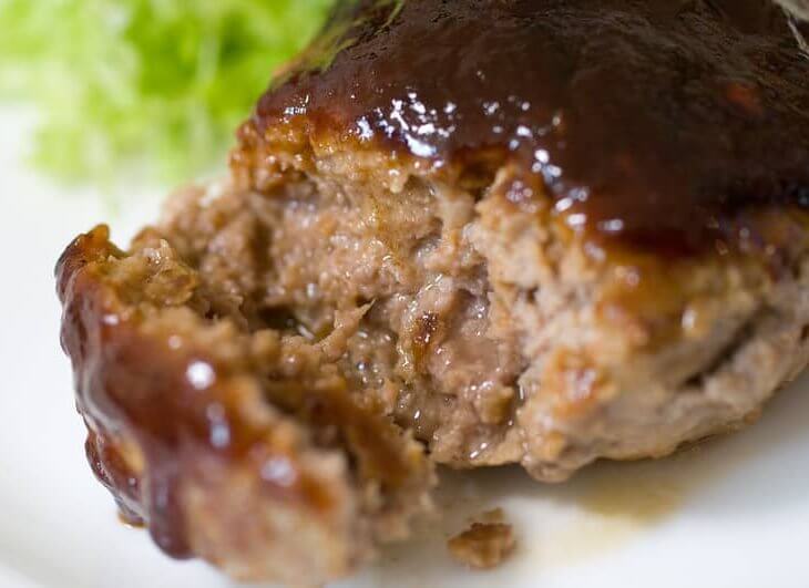 cooked hamburger steak ready to eat