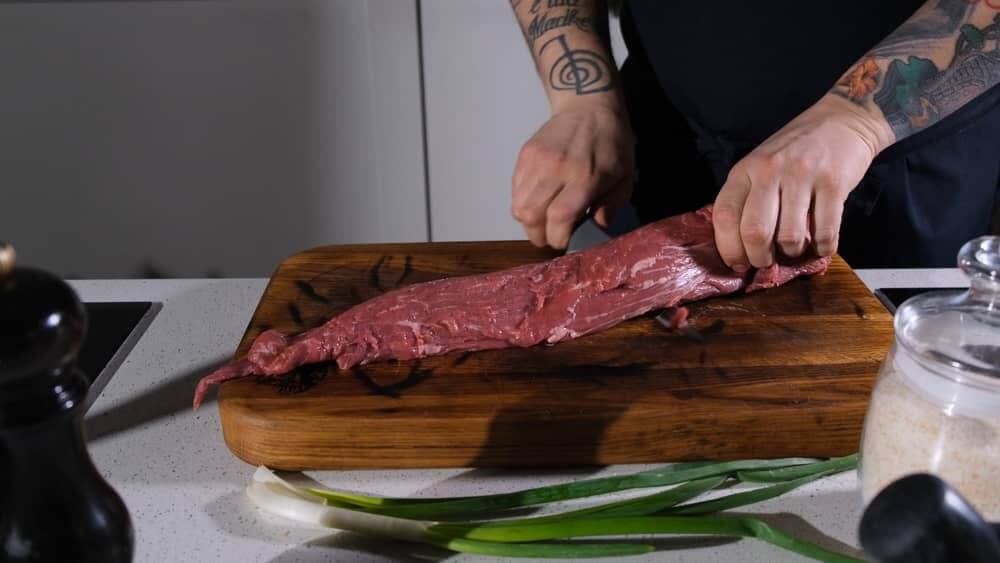 trimming beef tenderloin