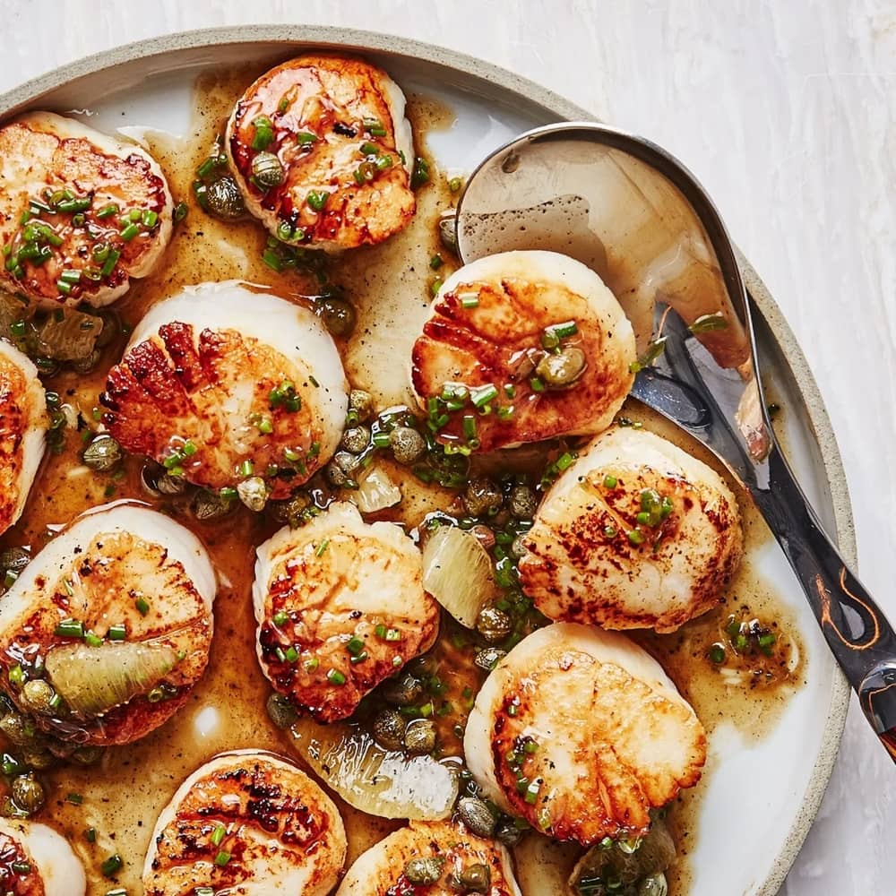 Scallops with brown butter and lemon pan sauce