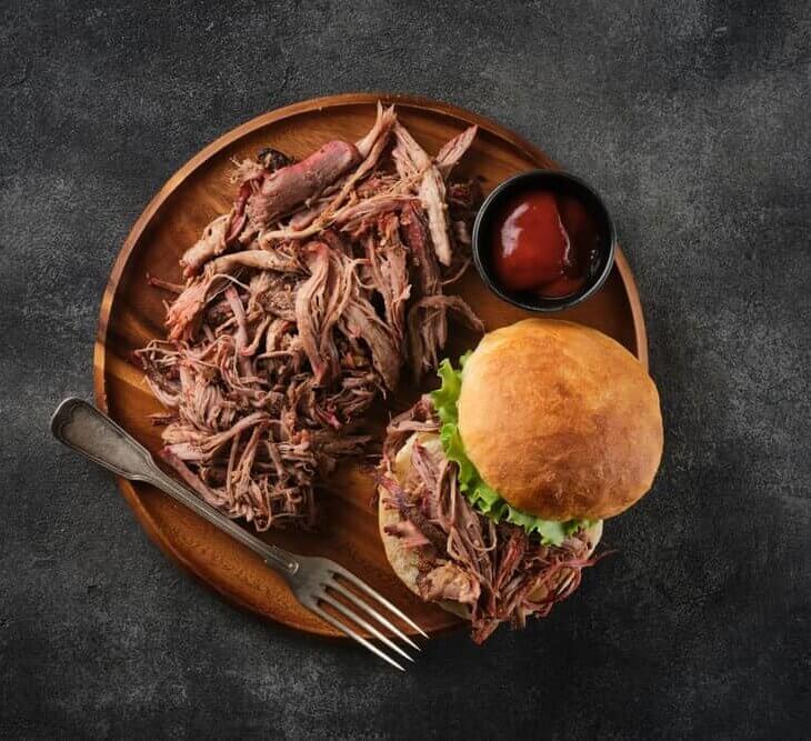 pulled pork sandwich
