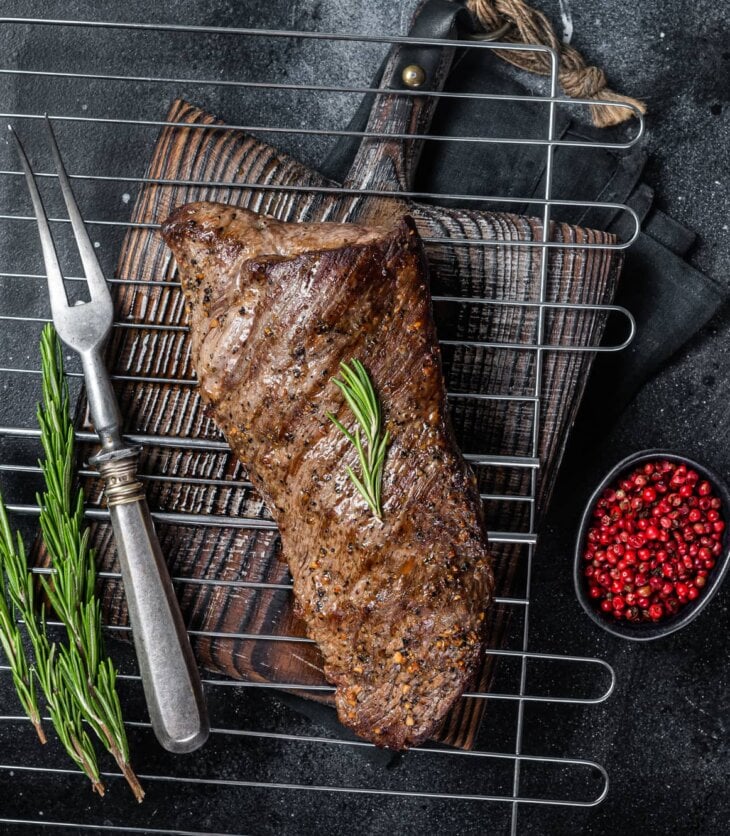cooked tri tip steak