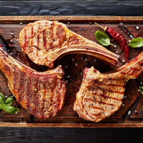 cooked tomahawk steaks